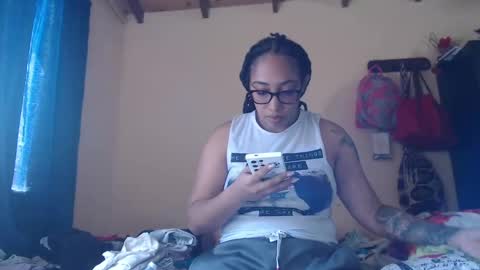 Snapshot of ava_f0xy chatting on January 21, 5:20 pm Ava Jordana online show from January 21, 5:20 pm