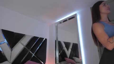 Ava Fontana online show from February 4, 8:17 pm