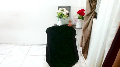 avacadaxcx online show from April 21, 2:57 pm