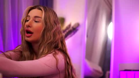 Carina online show from March 7, 12:04 am