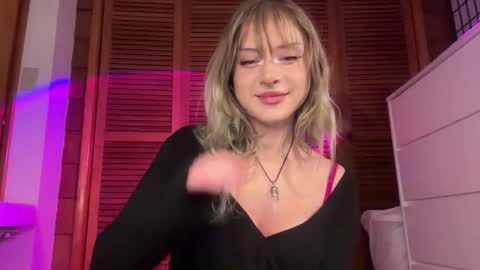 Avery  online show from November 2, 11:16 pm