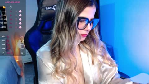 Avrill Morgan online show from November 7, 9:17 pm