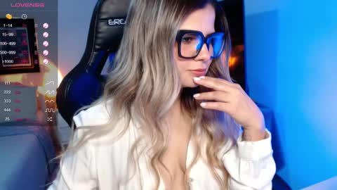 Avrill Morgan online show from September 22, 9:52 pm