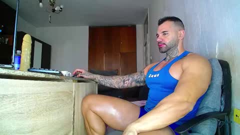 Snapshot of awerio7777 chatting on October 8, 9:37 am Santiago777 online show from October 8, 9:37 am
