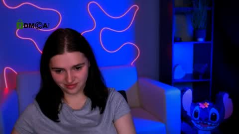 awesomeemma_ online show from May 8, 11:38 am