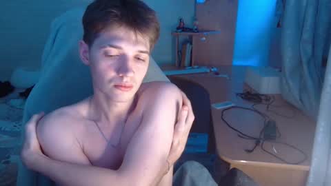 axel_0ne online show from March 6, 7:57 pm