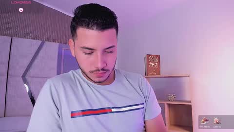 axel_grey_ online show from January 17, 12:47 pm