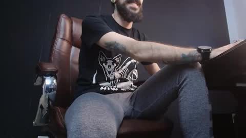 AxelColton online show from March 2, 8:27 am