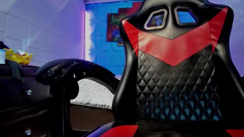 Axell Cross2 online show from February 10, 1:41 am