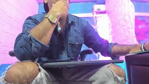 Axell Cross2 online show from September 23, 1:32 am