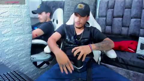 Axell Cross2 online show from February 20, 7:41 pm