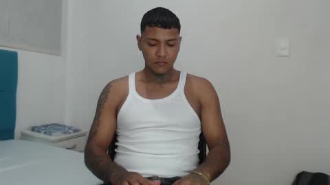 axell_kinng online show from February 4, 1:59 pm