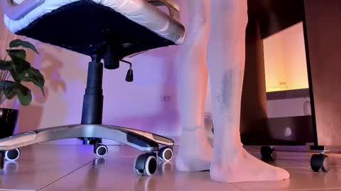 im your little femboy  ALEX   online show from October 11, 11:19 pm