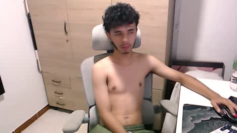 axelldark online show from March 6, 7:57 pm