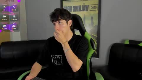 Axel Raven online show from December 18, 2:28 pm