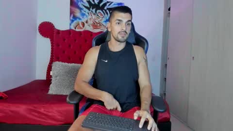 Axel online show from December 1, 10:41 pm