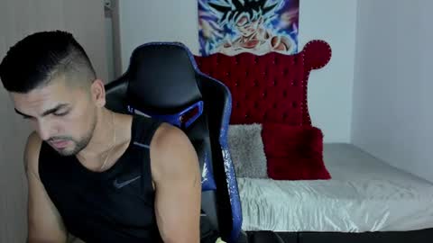 Axel online show from June 13, 3:06 am