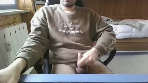 Snapshot of axelxidan chatting on October 1, 6:45 am Axel online show from October 1, 6:45 am