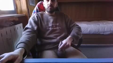 Snapshot of axelxidan chatting on December 28, 1:28 pm Axel online show from December 28, 1:28 pm