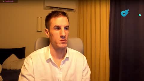 Axl online show from February 25, 2:48 am