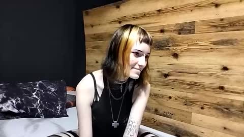 Snapshot of ayannapoellinetz chatting on September 30, 5:01 pm Eva online show from September 30, 5:01 pm