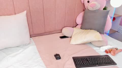 Ayelen Spacee online show from December 23, 5:57 am