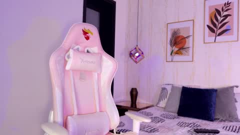 Ayleen online show from October 9, 12:43 pm