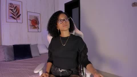 Ayleen online show from October 19, 1:49 pm