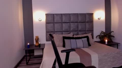 Ayleen online show from March 6, 3:45 pm