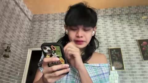 aymkyline online show from January 9, 2:06 am