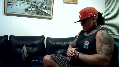 Ayrton naffah2 online show from April 20, 5:32 am