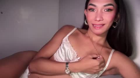 azalea_cum69 online show from June 14, 10:01 pm