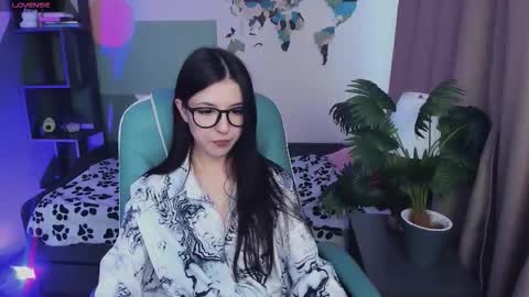 Azaliya online show from November 15, 10:28 am