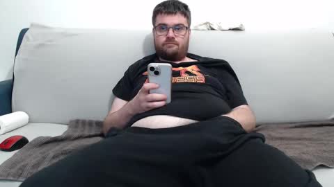 Azer online show from November 2, 9:15 pm