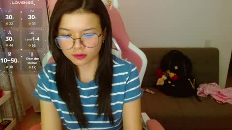 Azu  online show from May 6, 11:55 pm