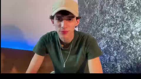 Snapshot of azulyfucsia chatting on October 2, 6:12 am nice boy online show from October 2, 6:12 am