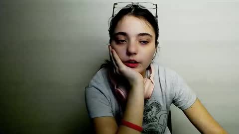 azumi_chan_ online show from December 22, 11:11 pm