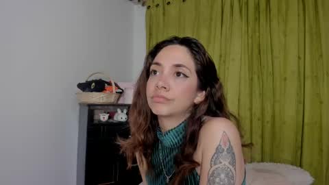 azumi saan online show from April 14, 1:53 am