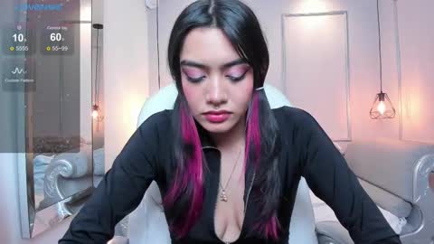 Azura online show from February 26, 10:15 pm