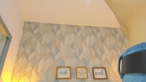 Anny online show from April 5, 4:20 am