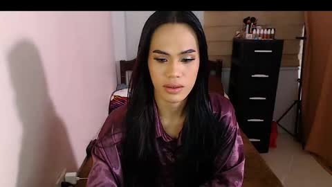 Nathalia online show from October 4, 8:28 pm