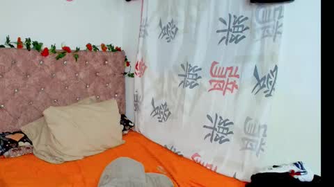 baby_harlow15 online show from March 13, 11:30 pm