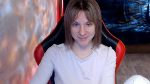 baby_kitte online show from May 28, 4:10 am