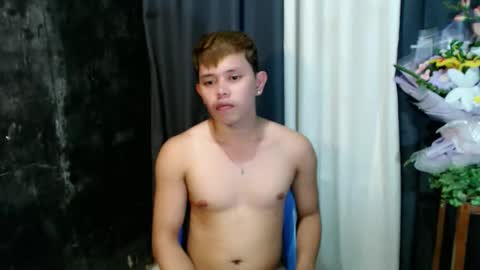 Max online show from March 6, 7:40 am