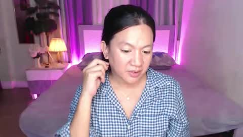   AMANDA  online show from April 15, 4:32 pm