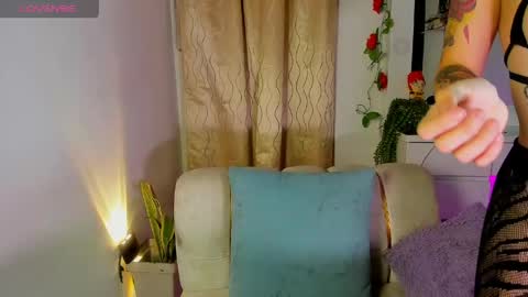     online show from May 10, 1:12 am