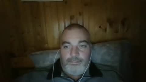 Darren online show from December 17, 11:33 pm