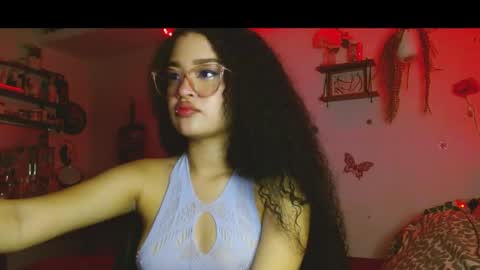 babybombom08 online show from April 18, 2:13 am