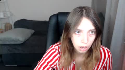 babycaprice online show from July 24, 8:11 am