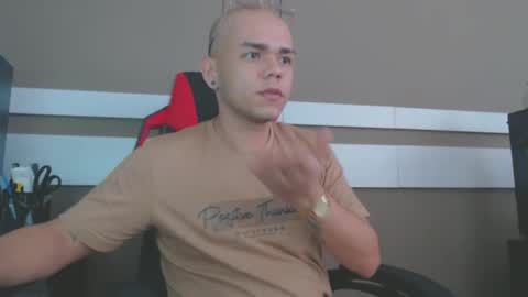 babycrazy24love online show from January 7, 9:35 pm